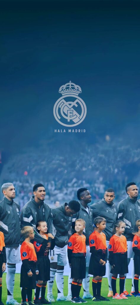 Real Madrid 4K wallpaper featuring the 2025 team lineup